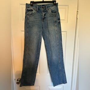 Classic Blue Denim Jeans with double pocket detail